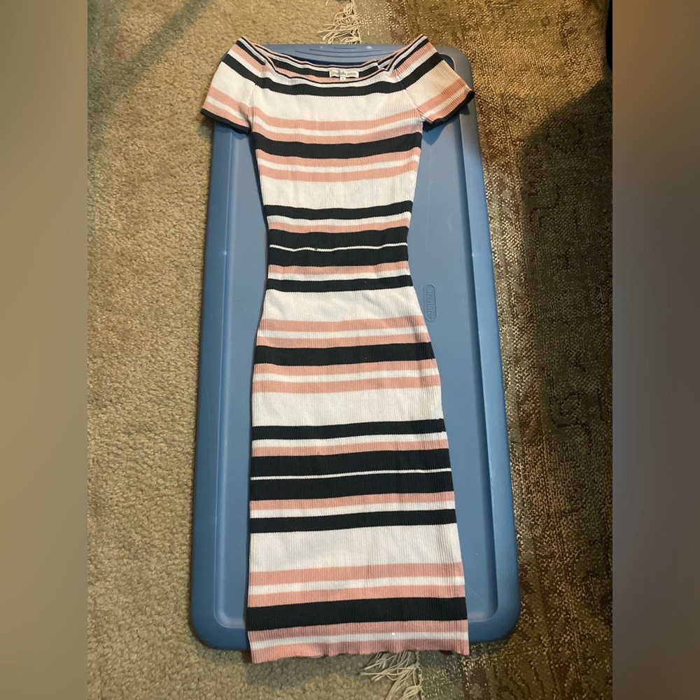 Striped charlotte russe dress size small fitting dress